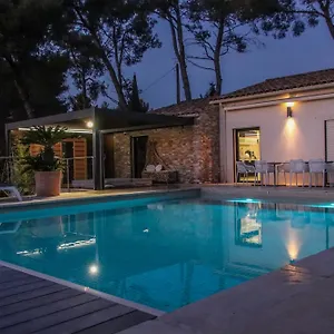 Séjour chez l'habitant Magnifique Maison D'hôte Contemporaine -